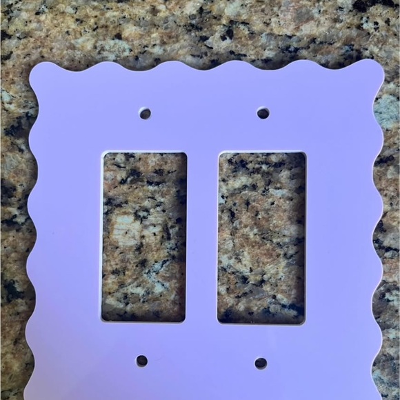 Wavy Light Switch Cover - Switch Plate Cover Scallop - Picture 1 of 5